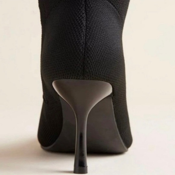 BN Torrid Black Bow Tie Stiletto Knee Boots Size 10WW - Picture 11 of 13